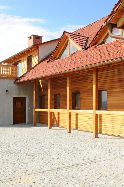 Ranc Milovice Hotel Milovice  Екстериор снимка