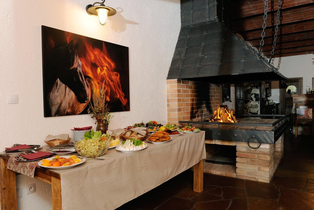 Ranc Milovice Hotel Milovice  Екстериор снимка